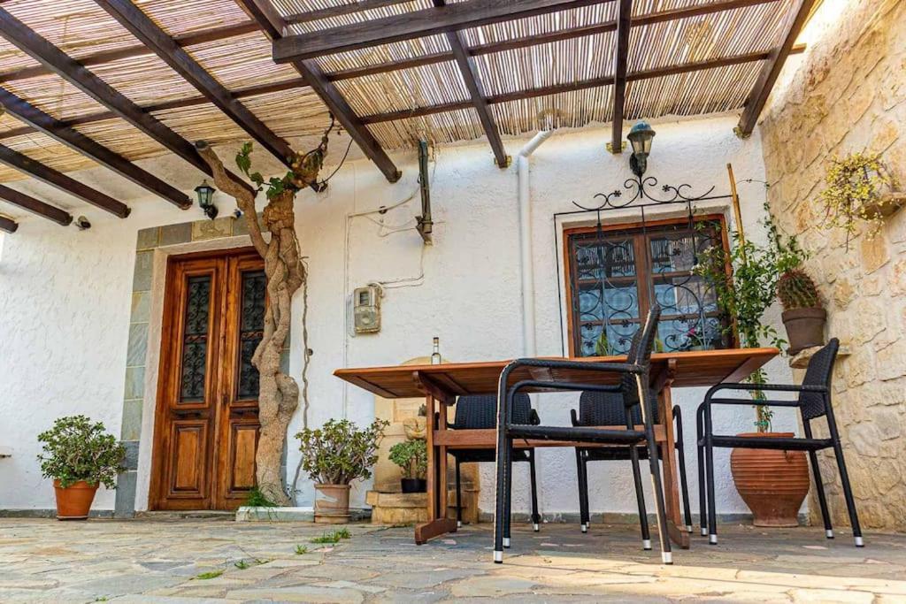 Maciliavilla. Ierápetra Dış mekan fotoğraf